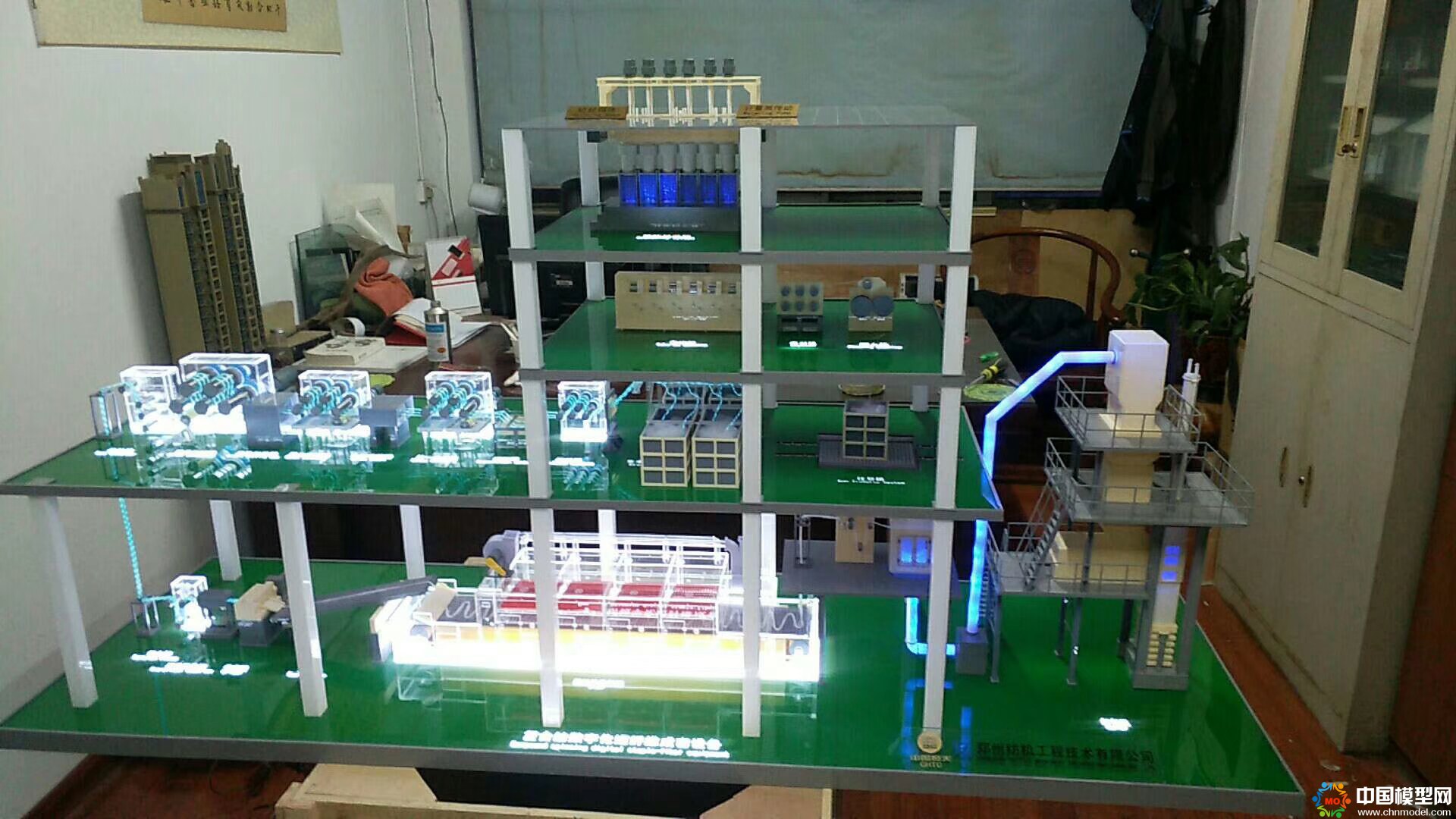 樓盤沙盤模型制作、別墅沙盤模型制作、城市規(guī)劃沙盤制作、建筑模型設(shè)計(jì)制作、工業(yè)模型設(shè)計(jì)制作、數(shù)字多媒體沙盤制作