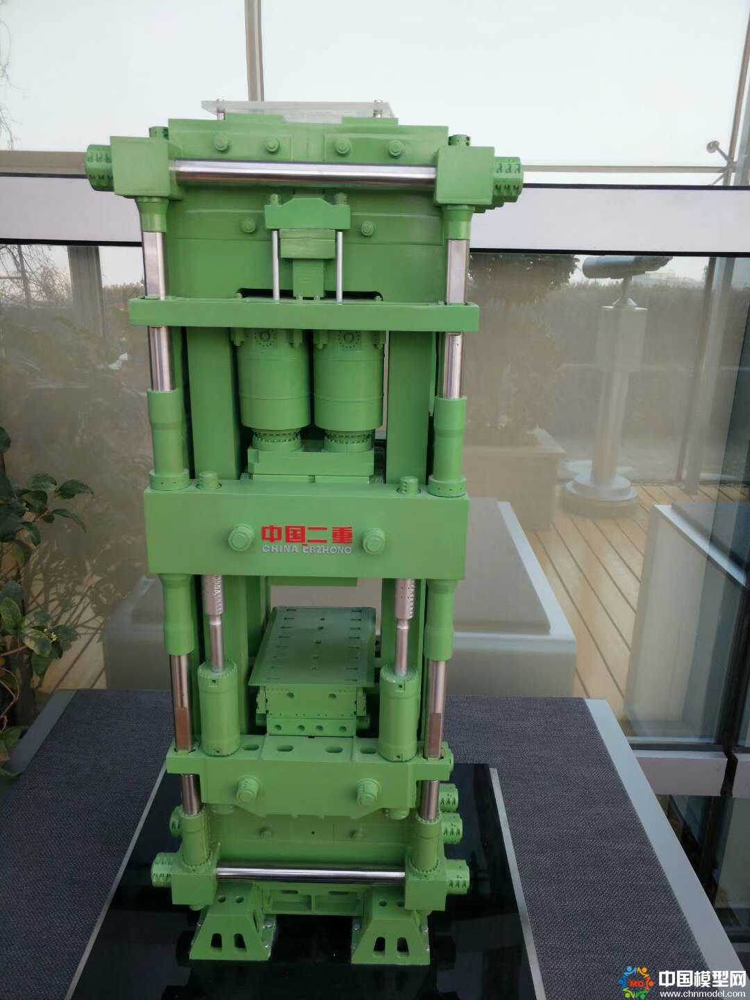 樓盤沙盤模型制作、別墅沙盤模型制作、城市規(guī)劃沙盤制作、建筑模型設(shè)計(jì)制作、工業(yè)模型設(shè)計(jì)制作、數(shù)字多媒體沙盤制作