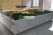 ?？嫡旧潮P模型